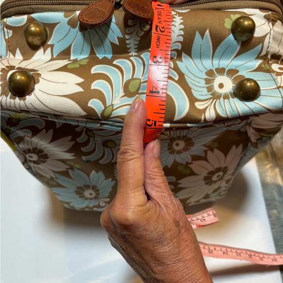 NWOT Multi-functional vinyl travel organizer by AMY BUTLER - Picture 11 of 13